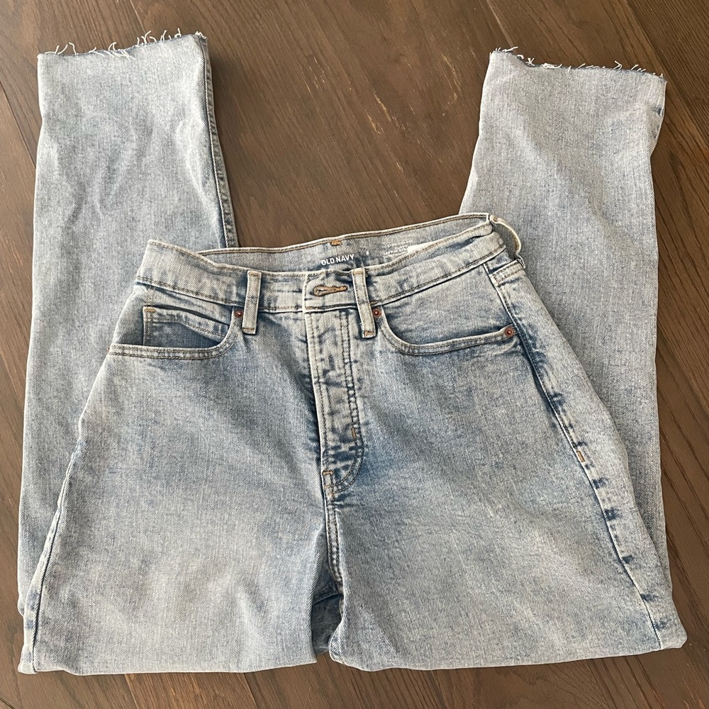 Old Navy Light Wash High Waist Jeans 6